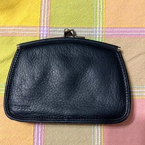 Fossil wallet